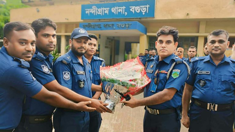 নন্দীগ্রাম থানায় নয়া ওসি তারিকুল ইসলামের যোগদান