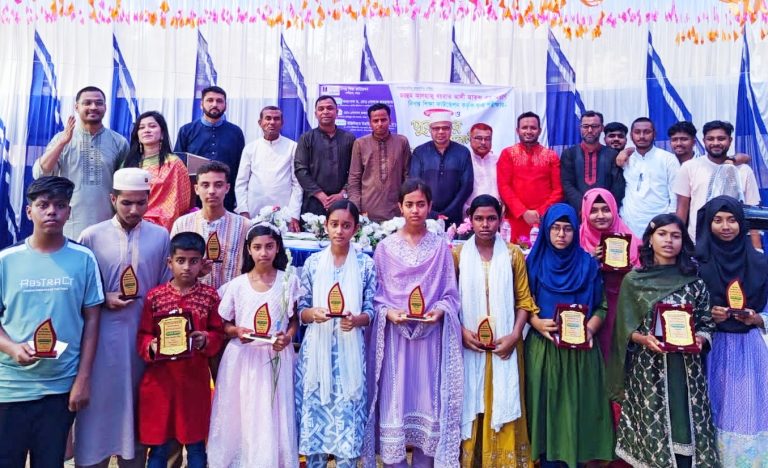 নন্দীগ্রামে দিগন্ত ফাউন্ডেশনের বৃত্তি পরীক্ষায় উত্তীর্ণ ছাত্র-ছাত্রীদের মাঝে পুরস্কার বিতরণী অনুষ্ঠিত