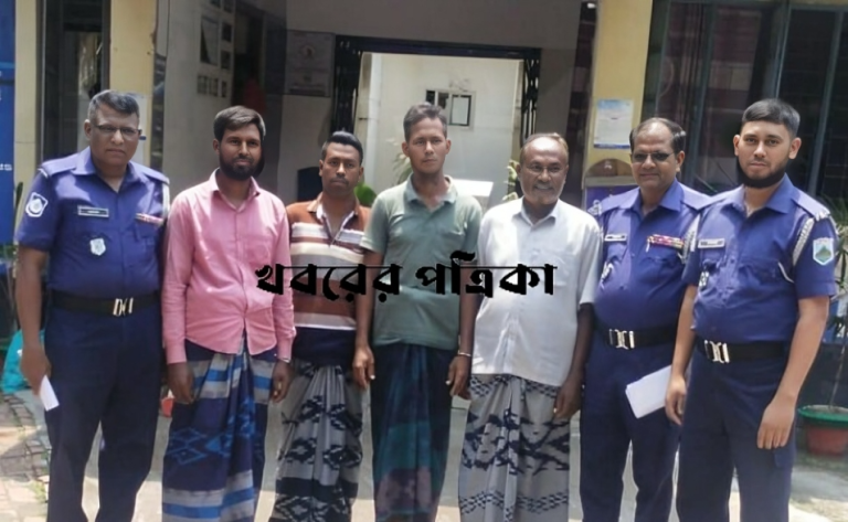 নন্দীগ্রামে কার্যক্রম নিষিদ্ধ হওয়া আওয়ামী লীগের ৪ নেতা গ্রেপ্তার
