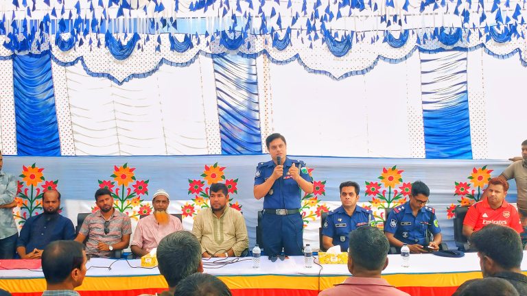 নন্দীগ্রামে অটো টেম্পু মালিক সমিতির আলোচনা সভা অনুষ্ঠিত